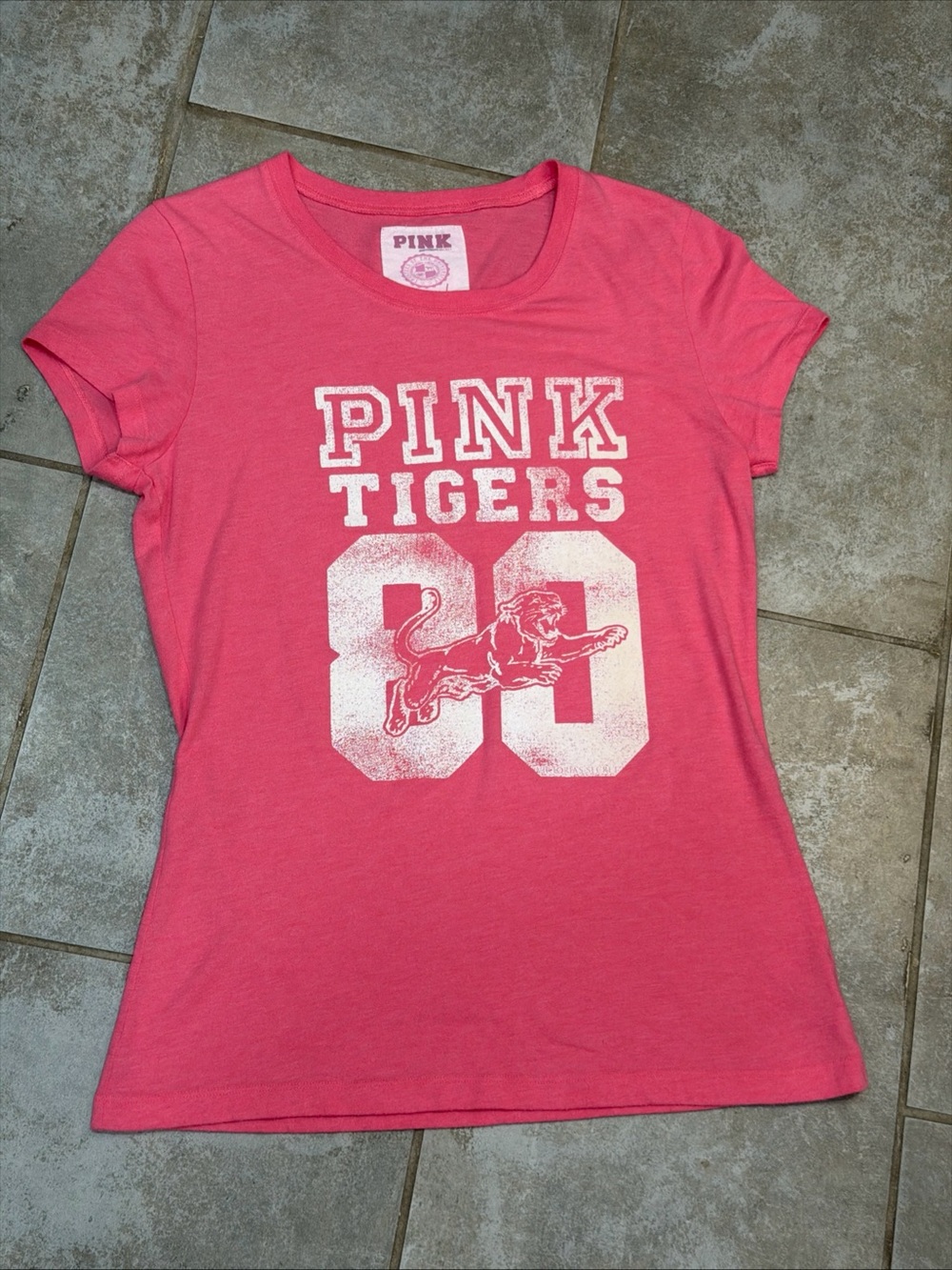 Victoria’s Secret Pink 2007 Tigers 89 Team Shirt Bubblegum Size Large